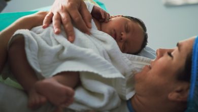 Parto normal ou cesárea o que realmente é melhor para mãe e bebê